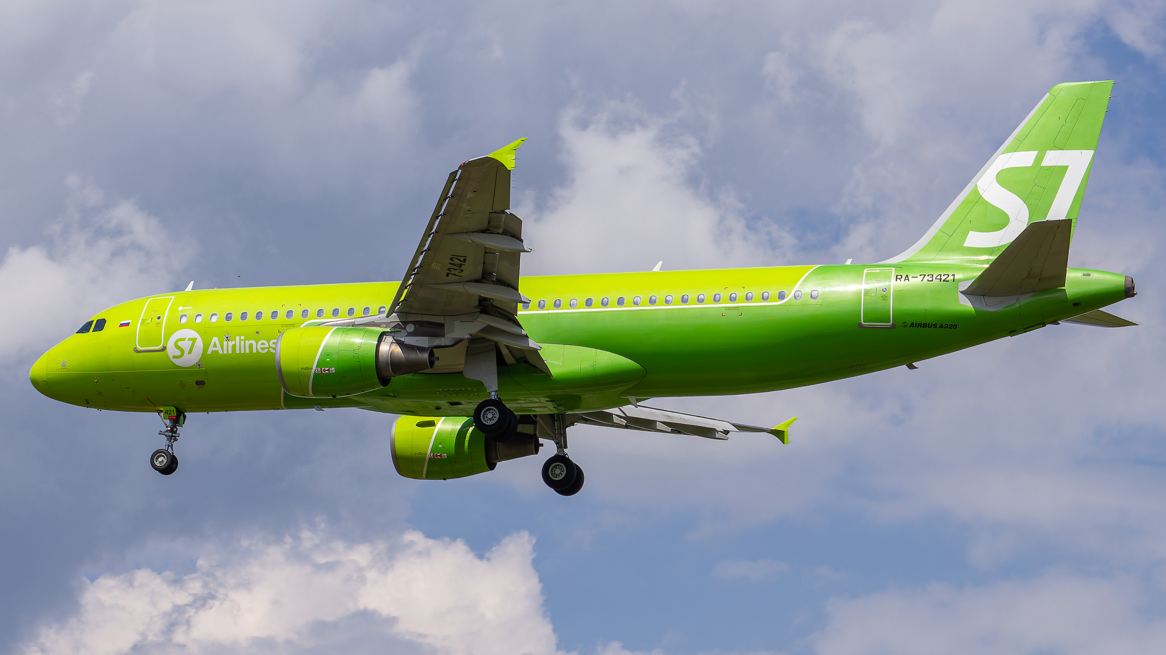 Airbus A320ceo авиакомпании S7 Airlines